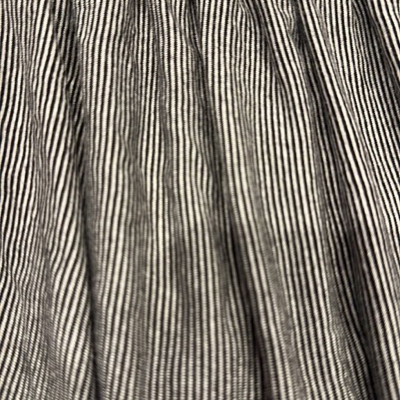 XL black and white tie shoulder top - Picture 6 of 6